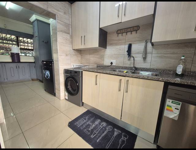 4 BEDROOM HOUSE FOR SALE IN ARCON PARK